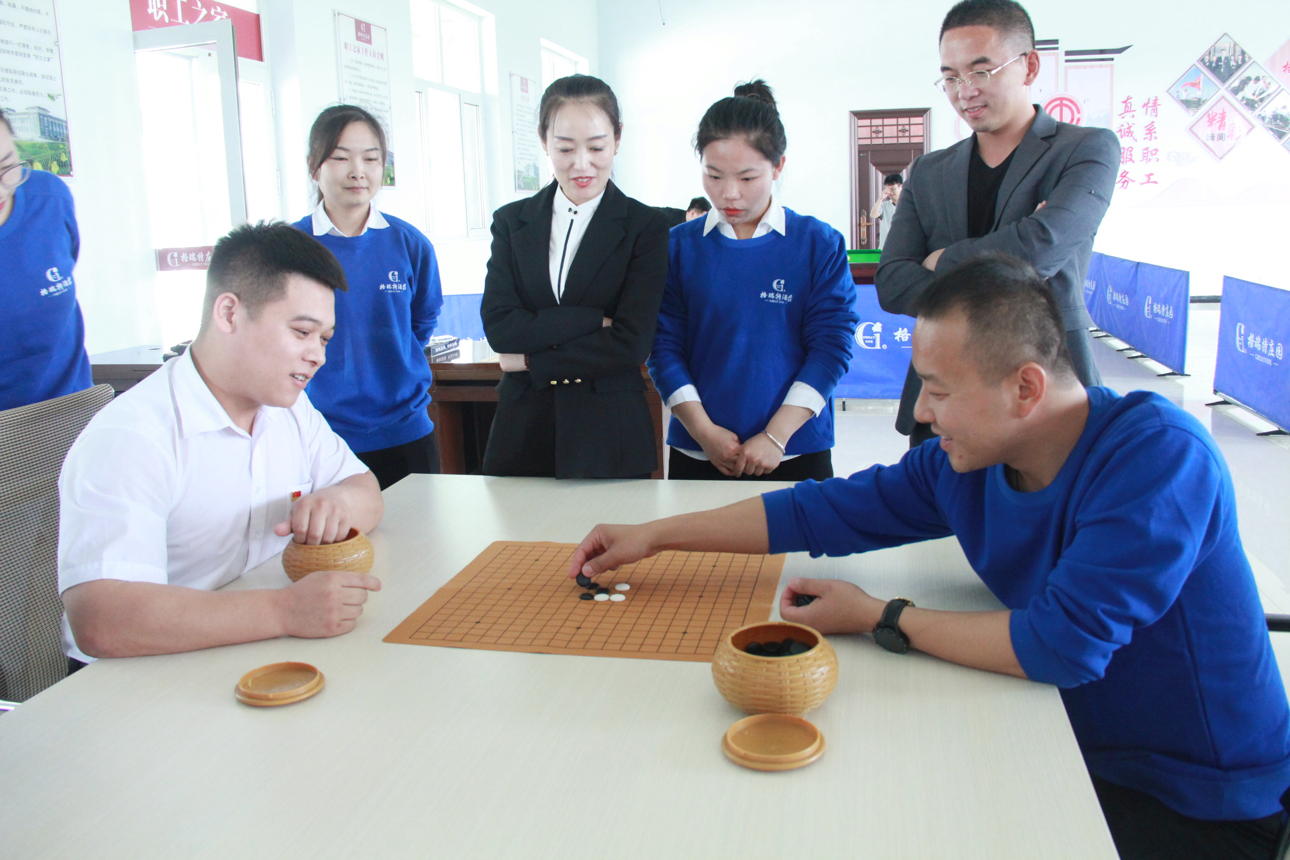 【團(tuán)結(jié)奮進(jìn)·銳意進(jìn)取】職工運(yùn)動會第二場——五子棋比賽順利進(jìn)行！